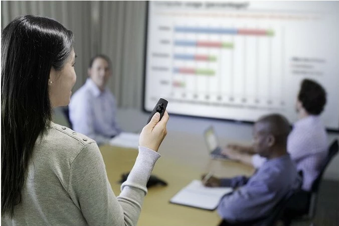 Prezenter brezžični, kontrola kazalca in rdeč laser Kensington Presenter Expert, RF, USB, 45 m, črn