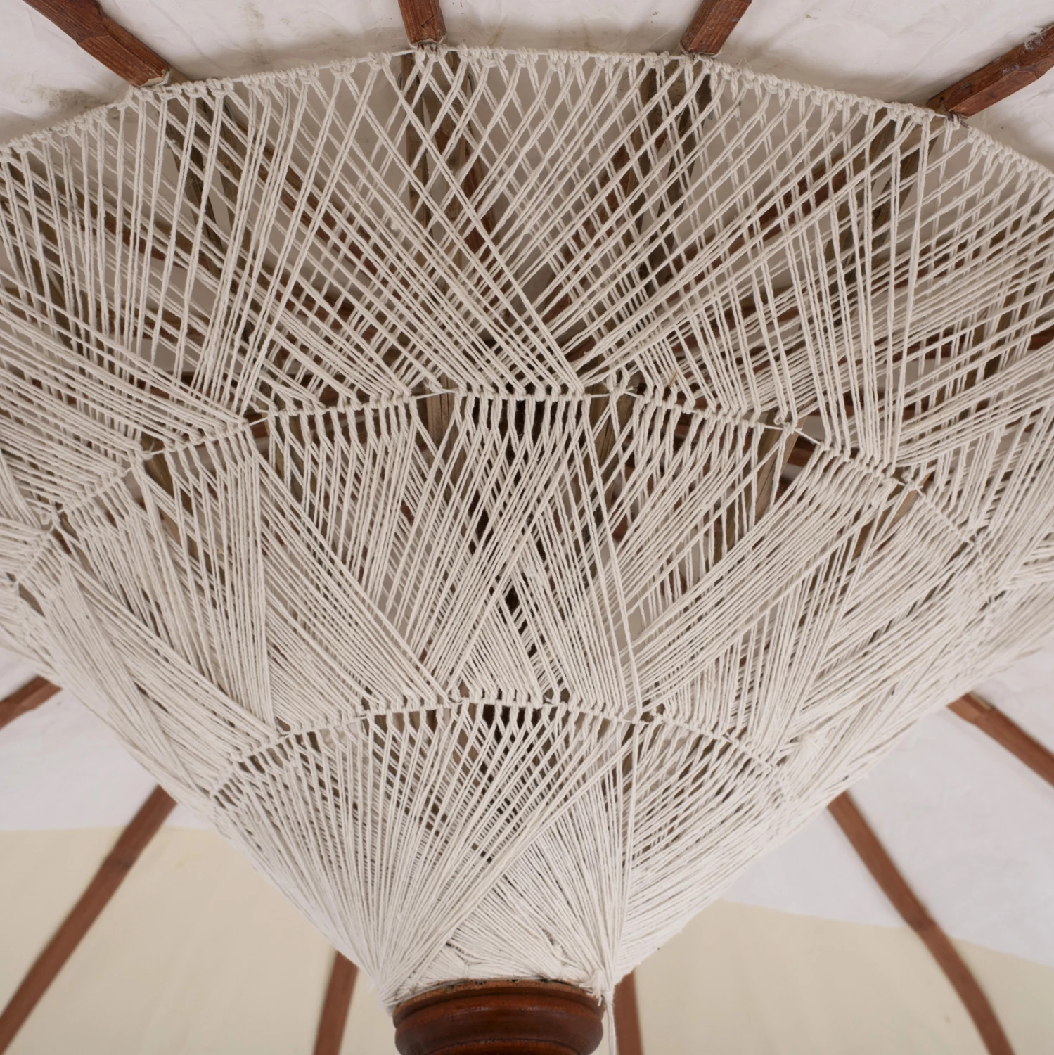 Dežnik brez podstavka FH6034 v barvi umazano bele Φ200 cm