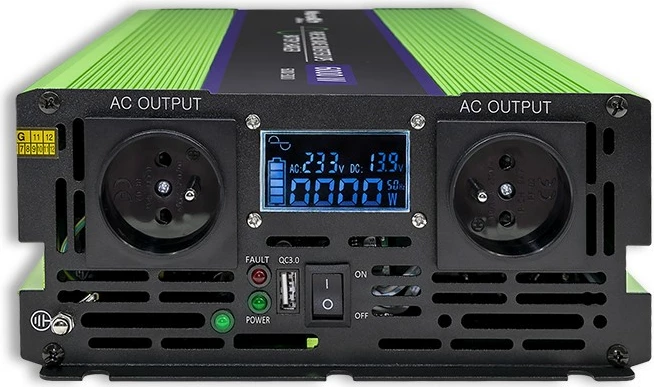 Konverter/pretvornik napetosti 12V v 230V, čist sinus, LCD, Qoltec Monolith 51943, 2000W/4000W, zelen
