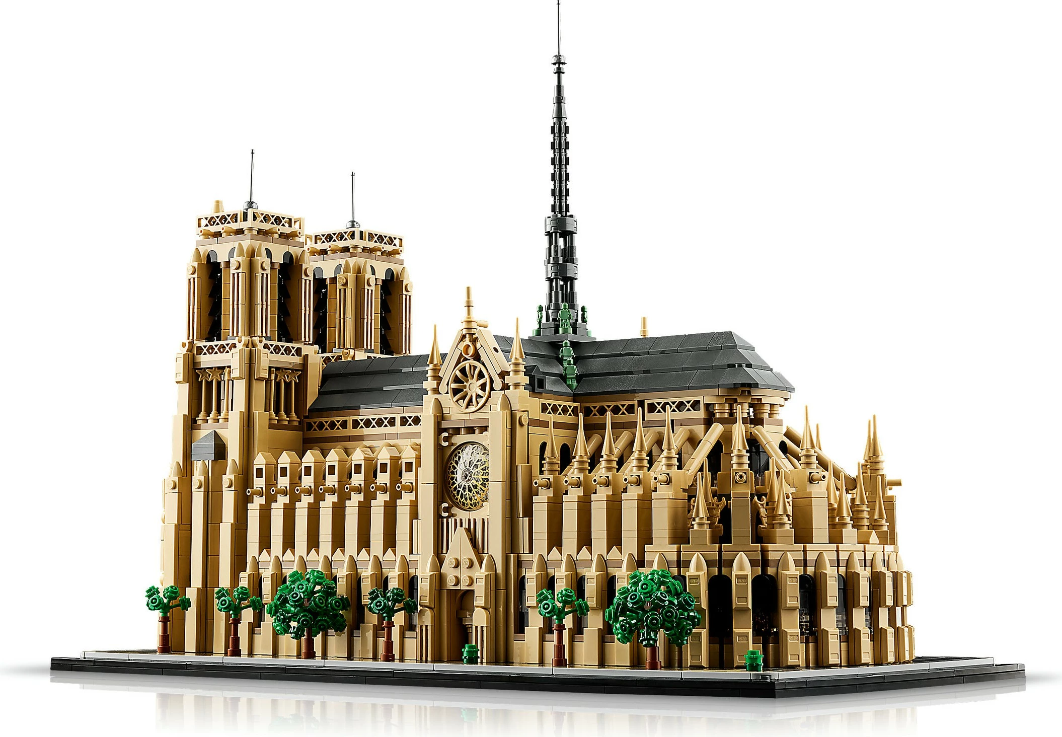 Model Notre-Dame de Paris, LEGO Architecture, 4383 kosov, plastika, večbarven