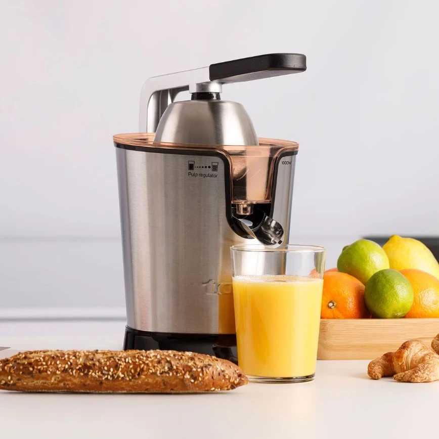 Sokovnik za agrume Taurus Easy Press 1000 Legend, črn