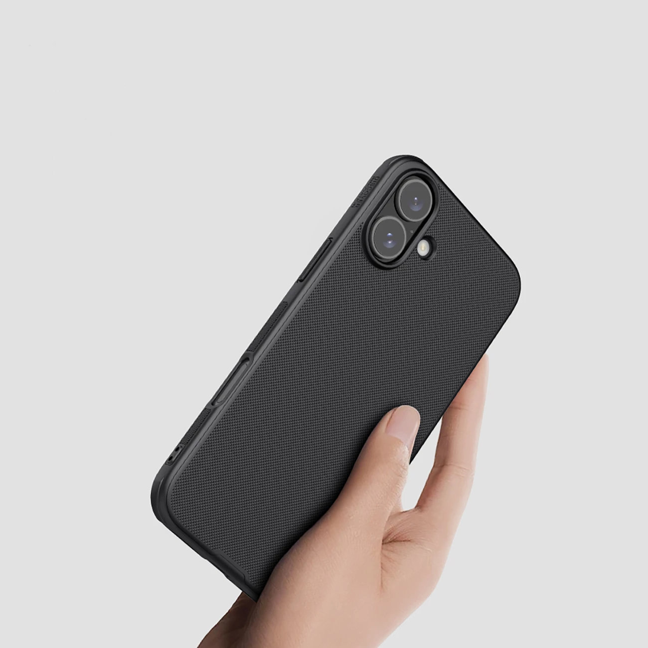 Ovitek za telefon Nillkin Super Frosted Shield Pro Magnetic za iPhone 16, črn
