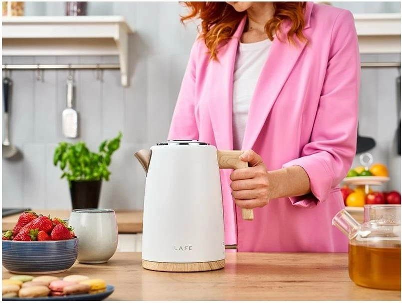 Električni čajnik 1,7 L Lafe Scandi PRO, bel