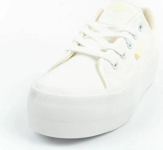 Kopitu športne Lee Cooper, bele