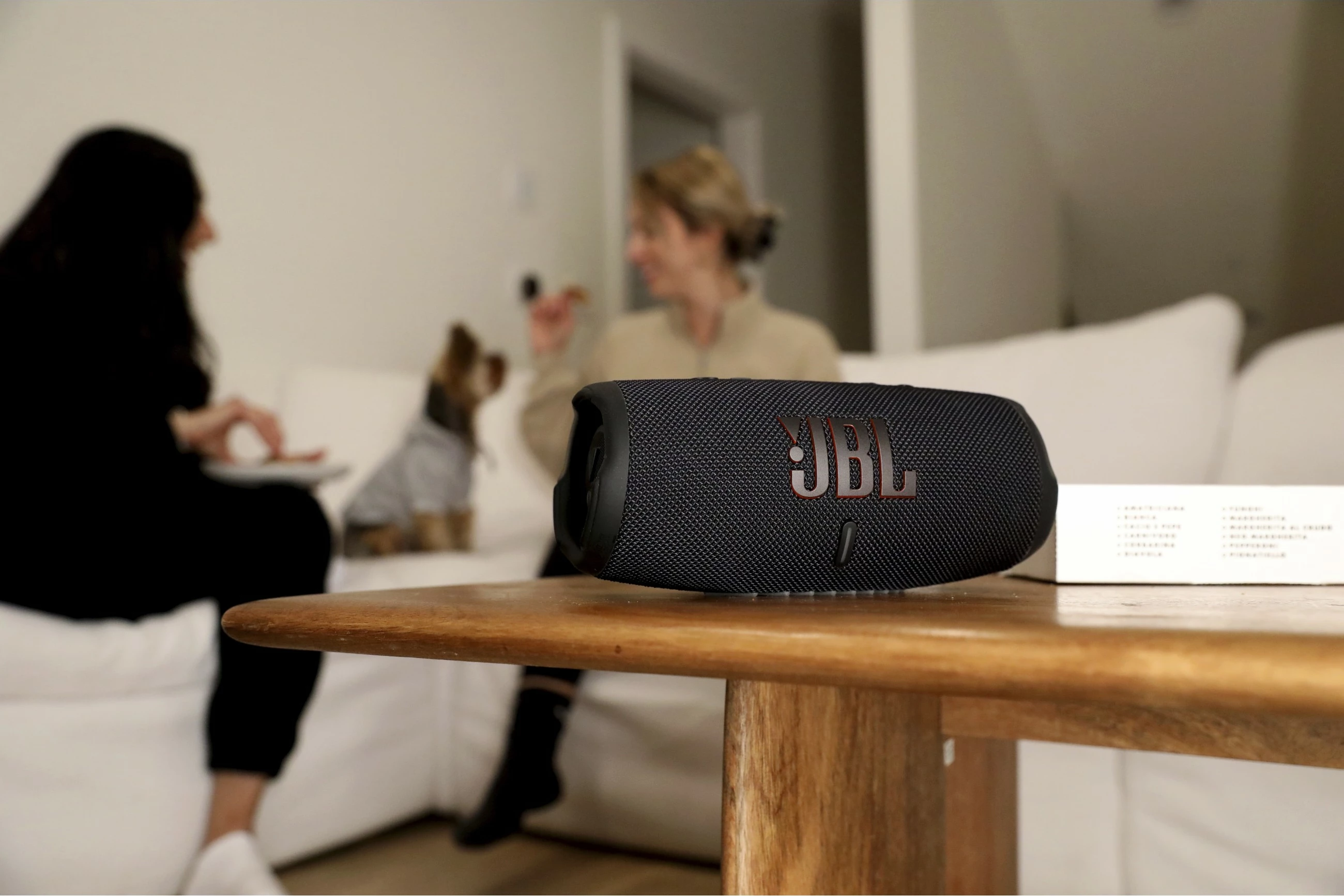 Prenosni zvočnik JBL Charge 5, 30 W, Bluetooth, IP67, črn