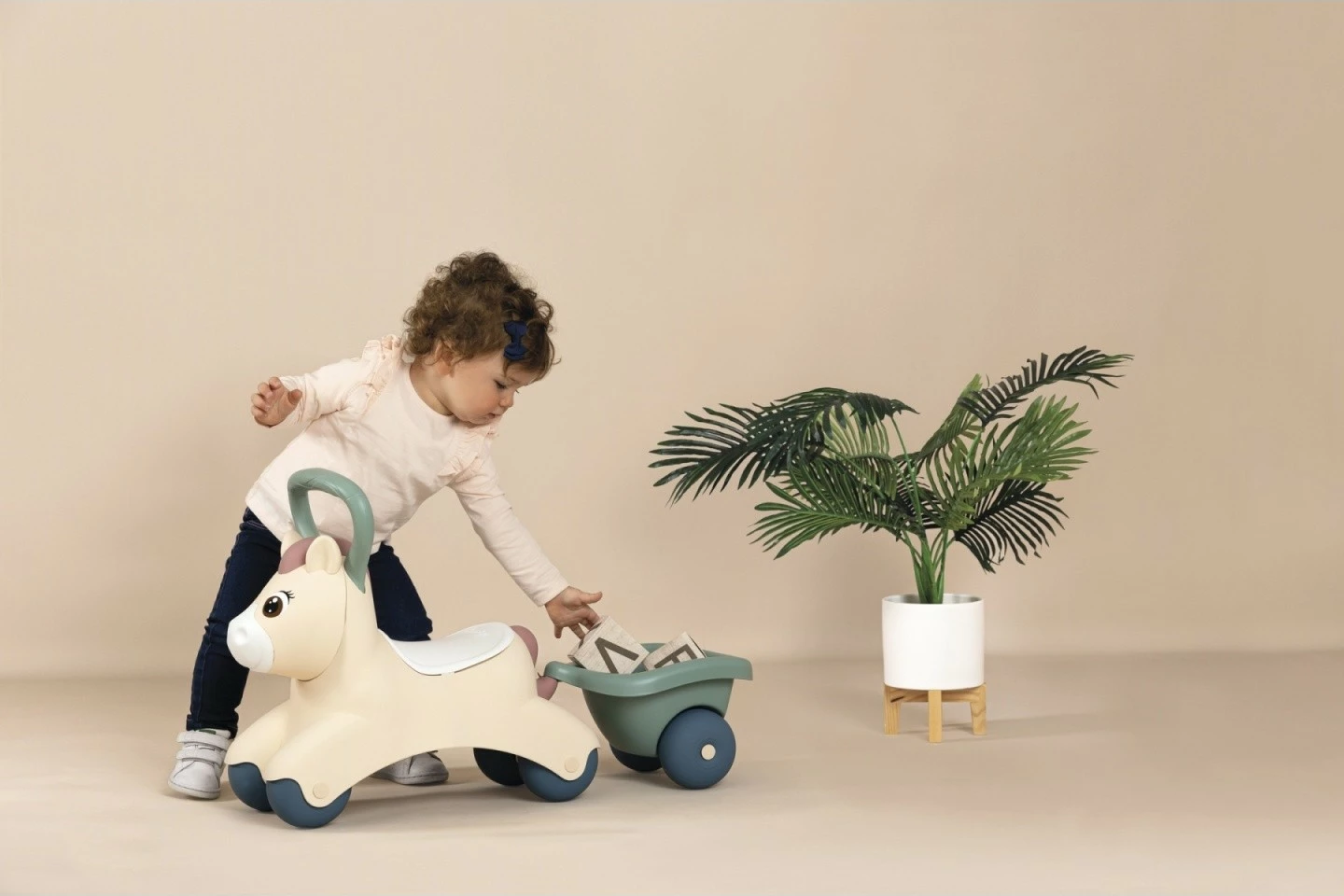 Jezdljiva igrača Baby Pony Smoby 7600140502, plastika, bež/siva/bela, s prikolico