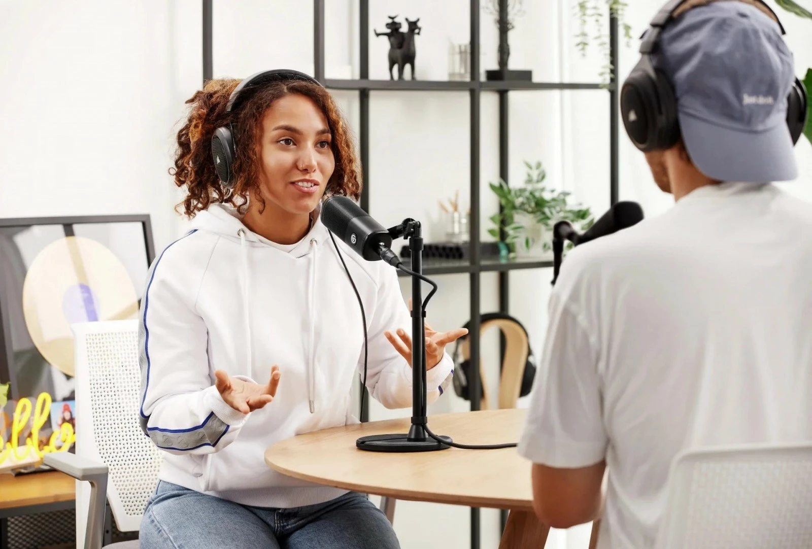 Dinamični mikrofon ELGATO Wave DX, XLR, črn