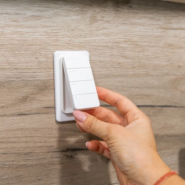 Pametni gumb Shelly Blu RC Button 4, Bluetooth, bel