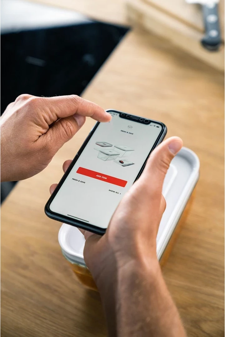 Posoda za shranjevanje hrane Zwilling Fresh & Save, 2 L, bela