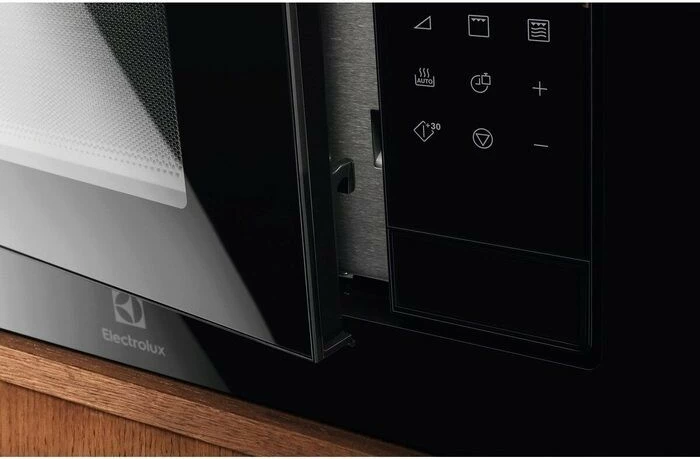 Mikrovalovna z žarom Electrolux LMS4253TMK, 25 L, črna