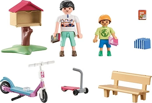 Kot za menjavo knjig Playmobil My Life 71511, 25-delni set