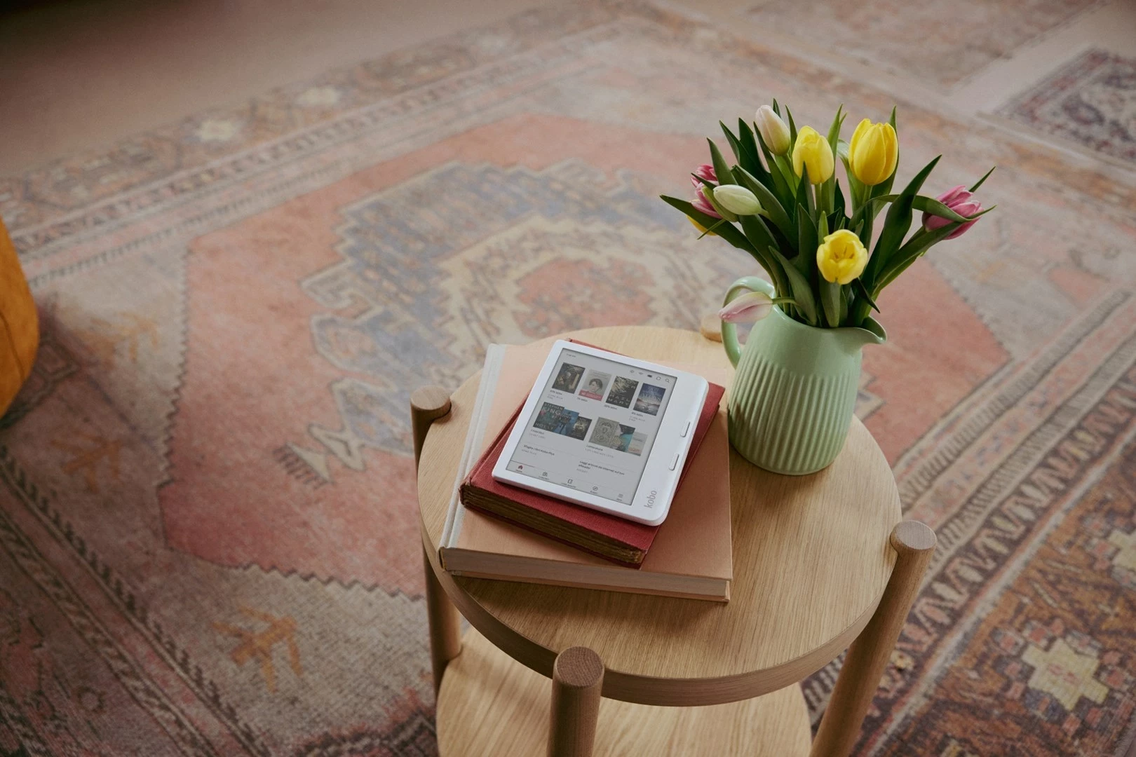 E-bralnik 7" 32 GB Wi‑Fi, Kobo Libra, bel