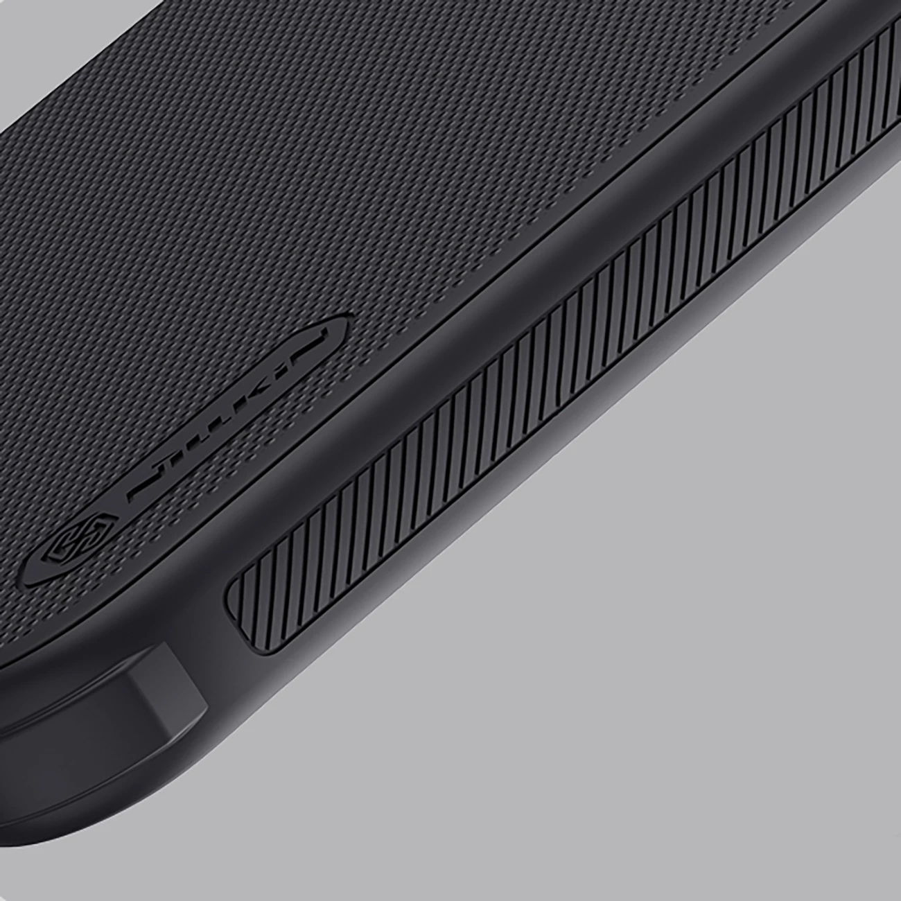Ovitek za telefon Nillkin Super Frosted Shield Pro Magnetic za iPhone 16, črn