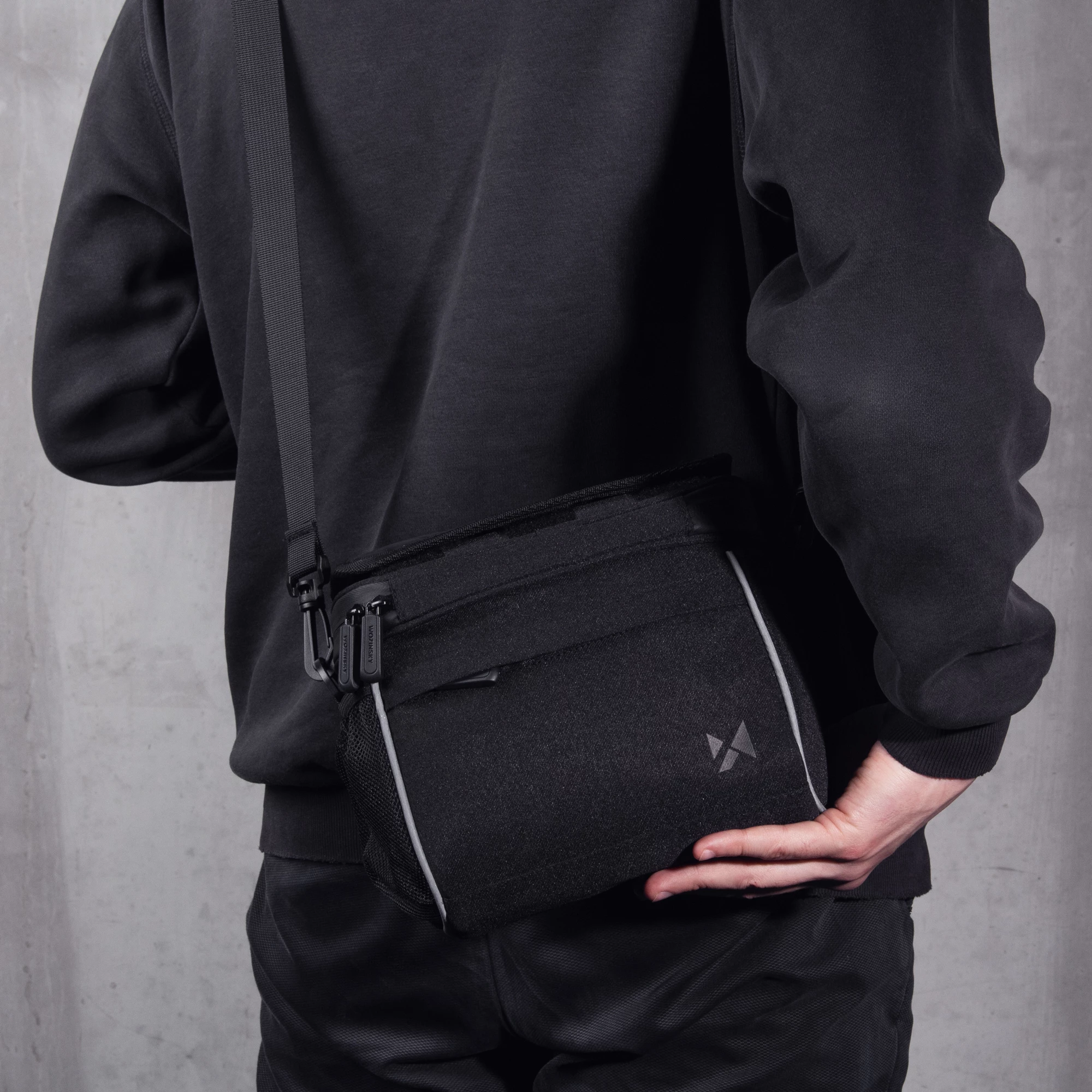 Torba za krmilo/ramenska torba za kolo Wozinsky WBHBB-01, 4 L, črna