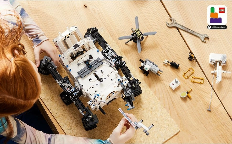 Model gradnje LEGO Technic Mars Rover Perseverance, NASA 42158, 1132 kosov, večbarvno