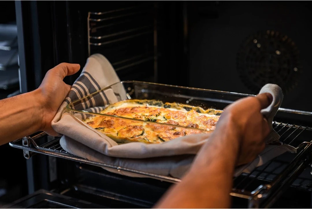 Posoda za shranjevanje hrane Zwilling Fresh & Save, 2 L, bela