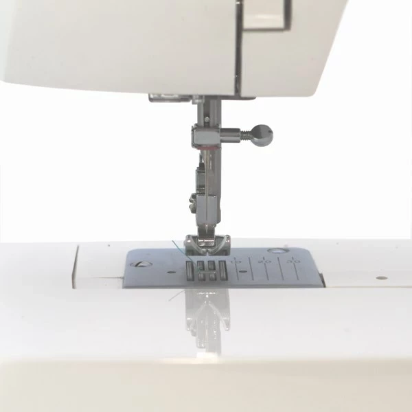 Šivalni stroj Łucznik EWA II 2014, bel