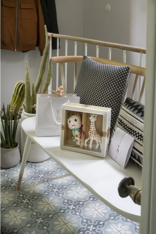 Darilni set za otroke Sophie la girafe 000012, večbarven