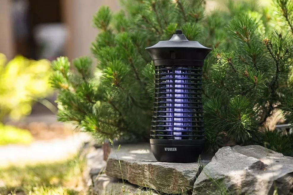 Insekticidna svetilka N'OVEEN IKN18 IPX4, profesionalna, črna