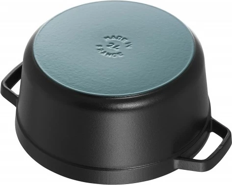 Lonec iz litega železa 20 cm Staub La Cocotte, črn