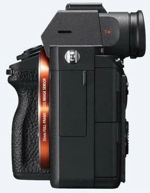 Profesionalni brezrcalni fotoaparat Sony α7 III, 24,2 MP, 4K Ultra HD, zaslon na dotik, črn