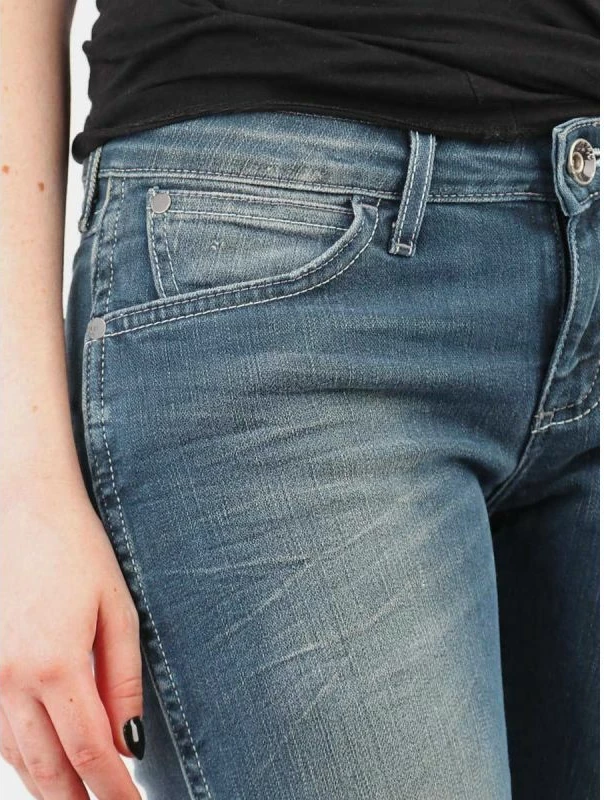 Ženske jeans hlače Wrangler