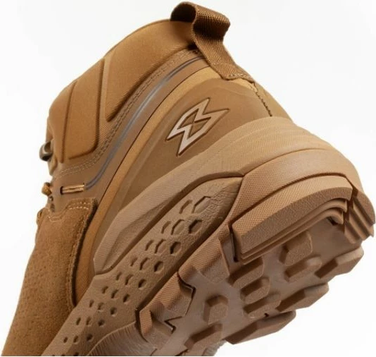 Superge za moške Garmont, rjave