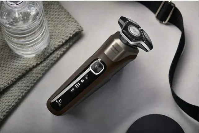 Električna britvica, Philips S5886/38 serija 5000, rjava + etui