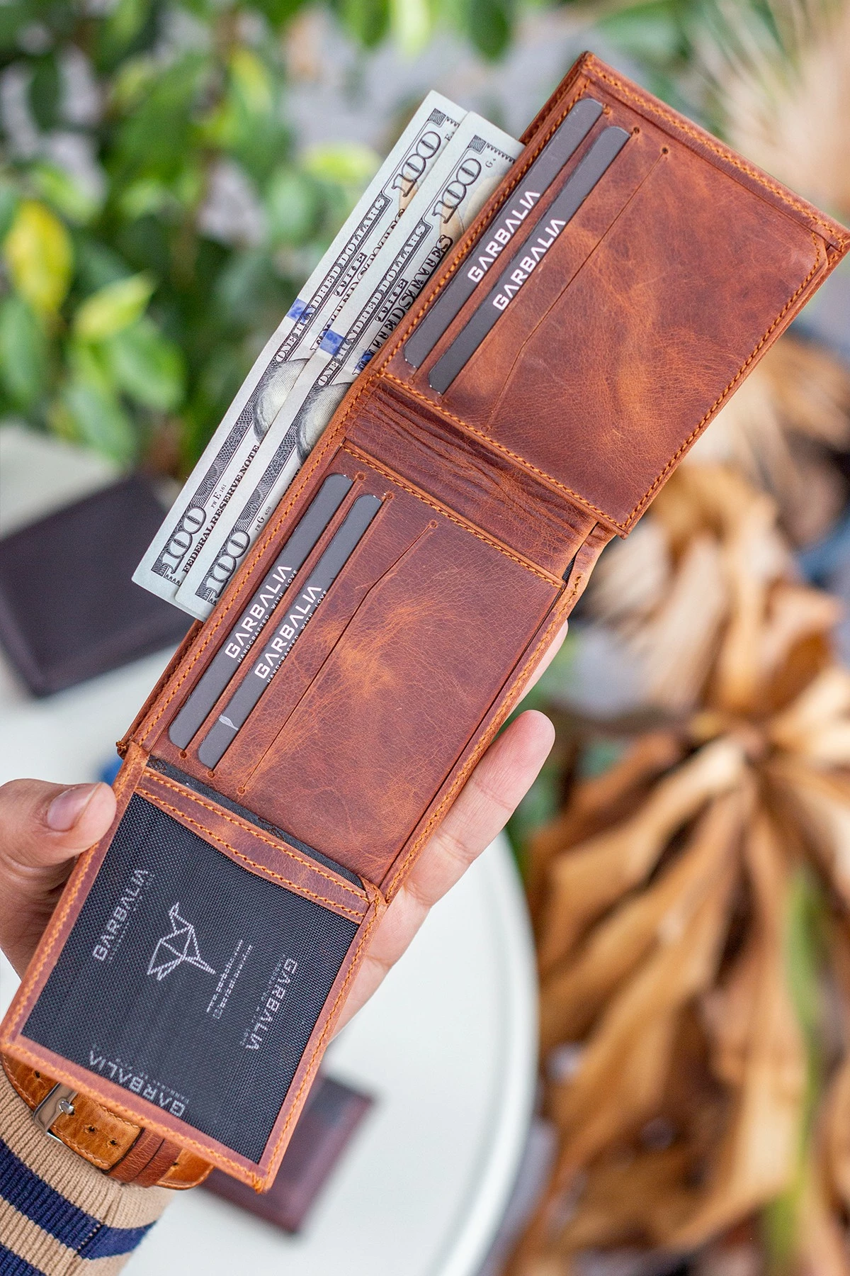 Držalo za kartice iz pravega usnja Zoozie Bags Porto, tan