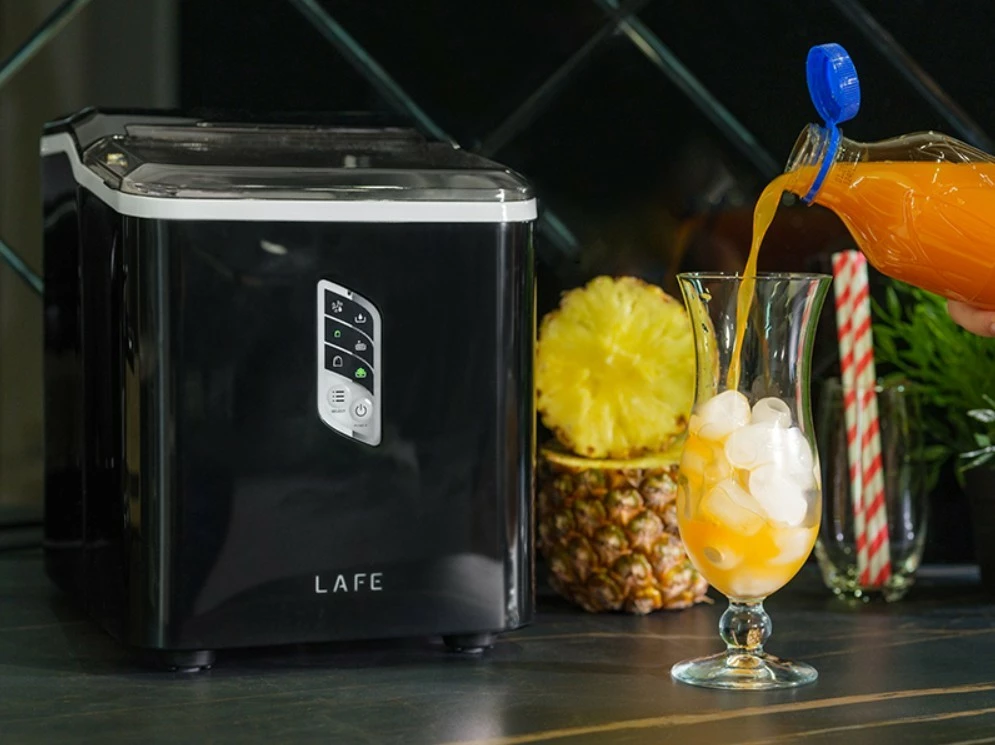 Stroj za led Lafe IceTwist PRO LAFLOD47684, 12 kg/dan, rezervoar 1,5 L, samodejno čiščenje, nastavljive kocke, črn