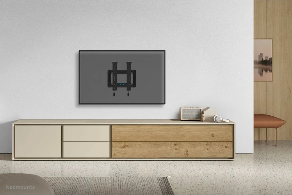 Stenski nosilec za TV Newstar Neomounts WL35-550BL12, do 65 palcev, nagib, VESA 200x200, črn