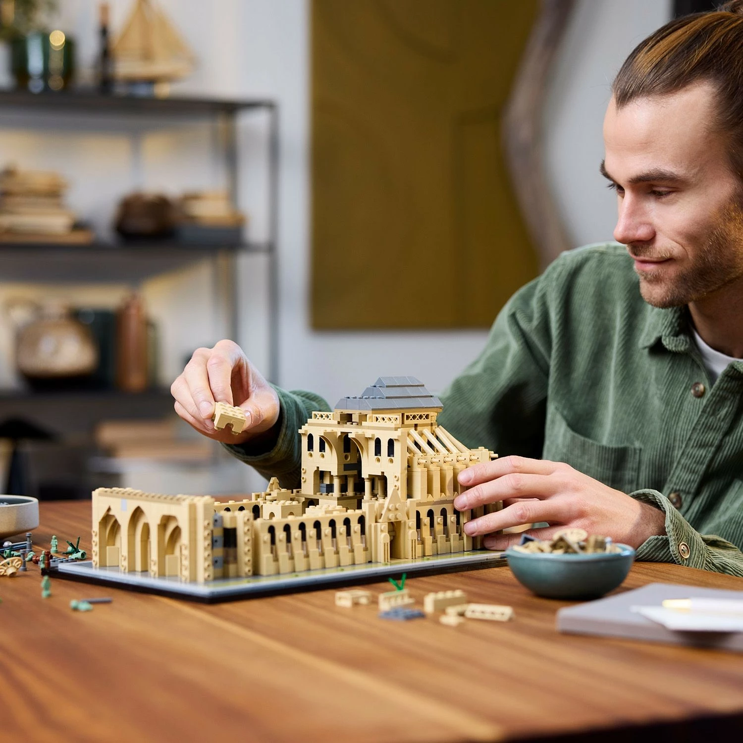 Model Notre-Dame de Paris, LEGO Architecture, 4383 kosov, plastika, večbarven
