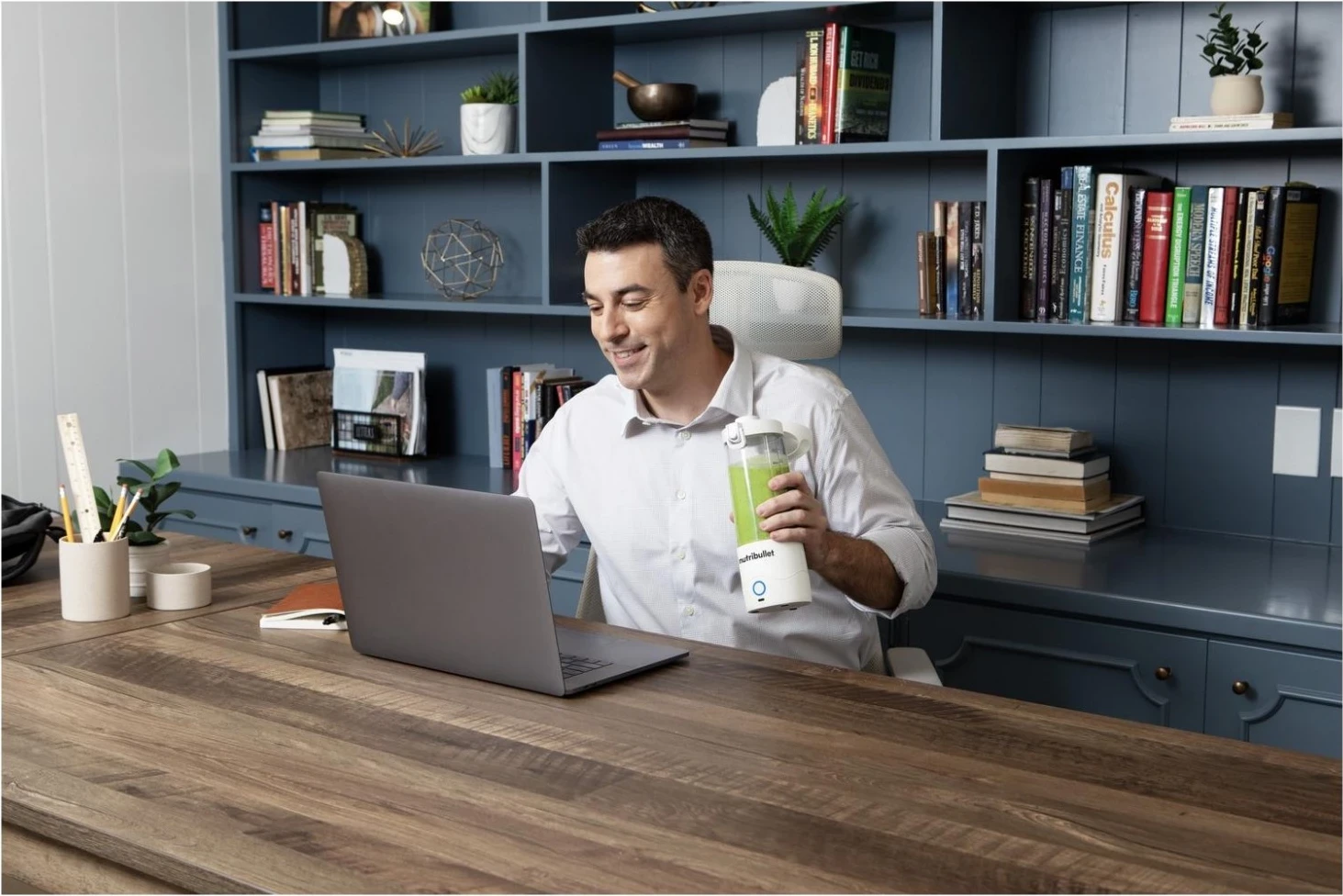 Prenosni mešalnik NutriBullet NBP003W, bel