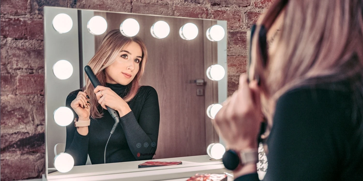 Osvetljeno ogledalo z dotiknim panelom in nastavitvijo jakosti svetlobe Humanas HS-HM02