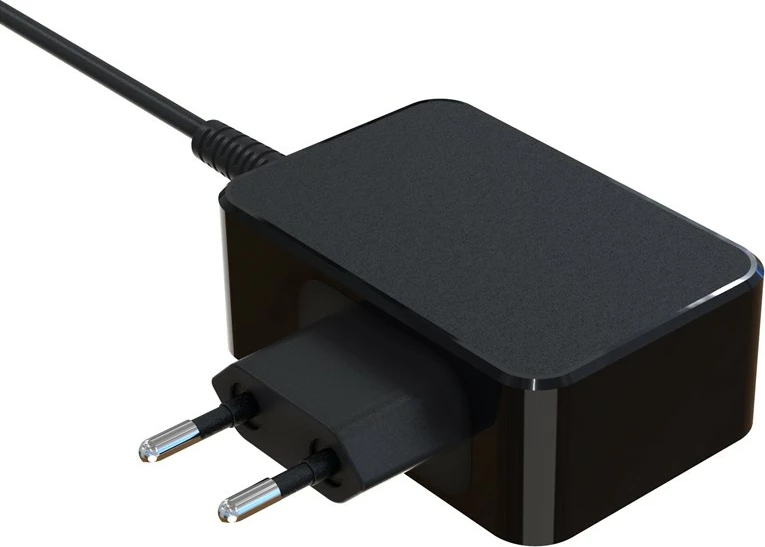 Univerzalni adapter 45 W, USB-C, črn LC-Power LC-NB-GAN-45-C