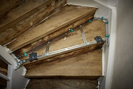 Merni pripomoček za stopnice Wolfcraft 5210000, nerjaveče jeklo, črn