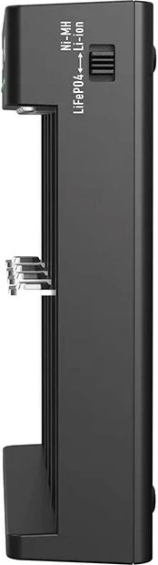 Univerzalni polnilec baterij XTAR MX4, 4 reže, črn