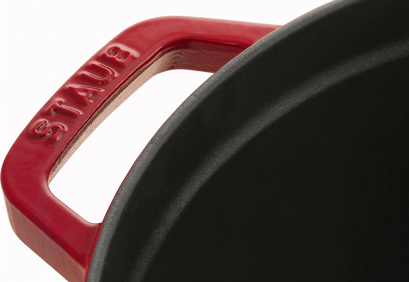Litoželezni lonec Staub La Cocotte 28 cm, rdeč