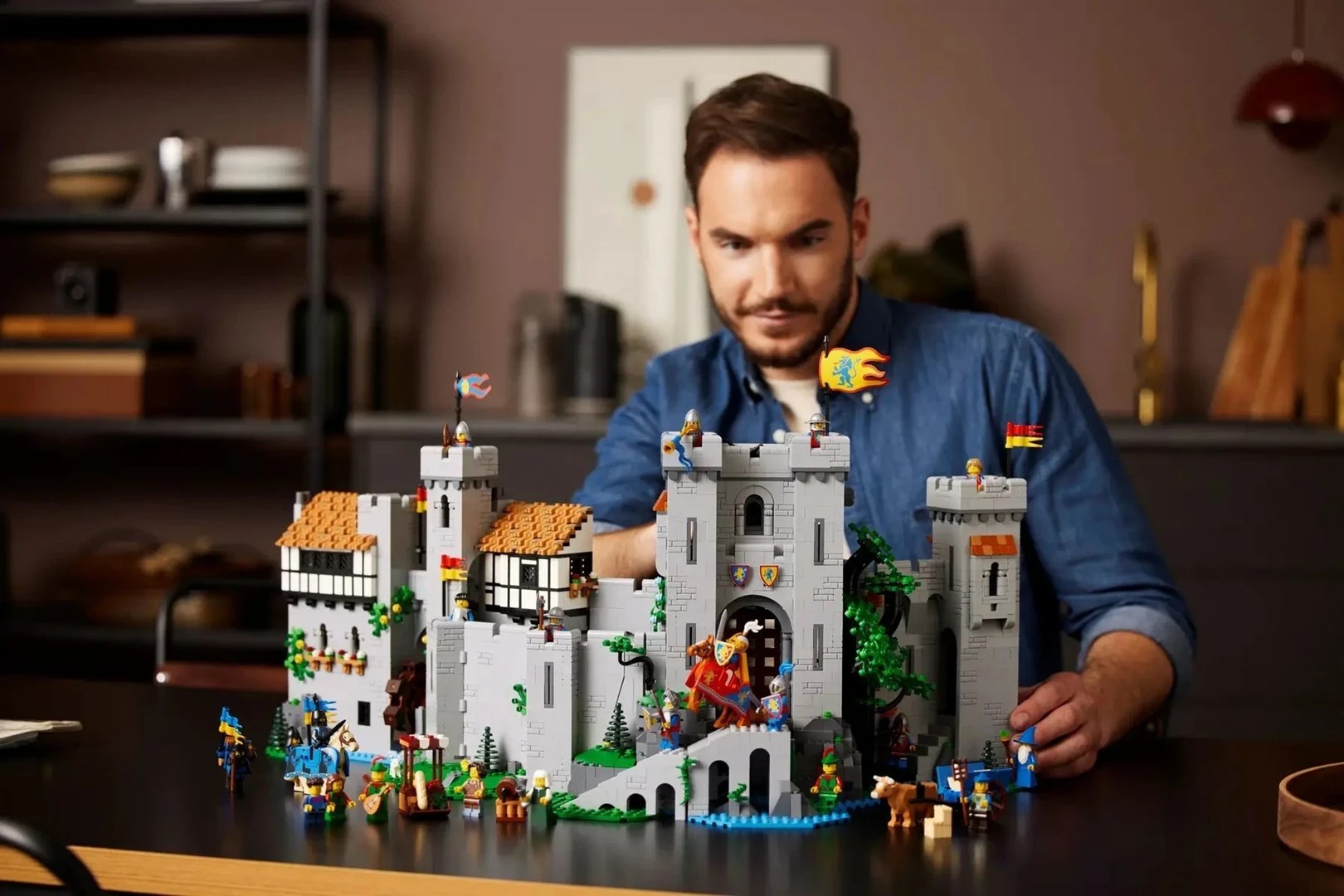 Model gradu Lion Knights' Castle, komplet LEGO ICONS 10305