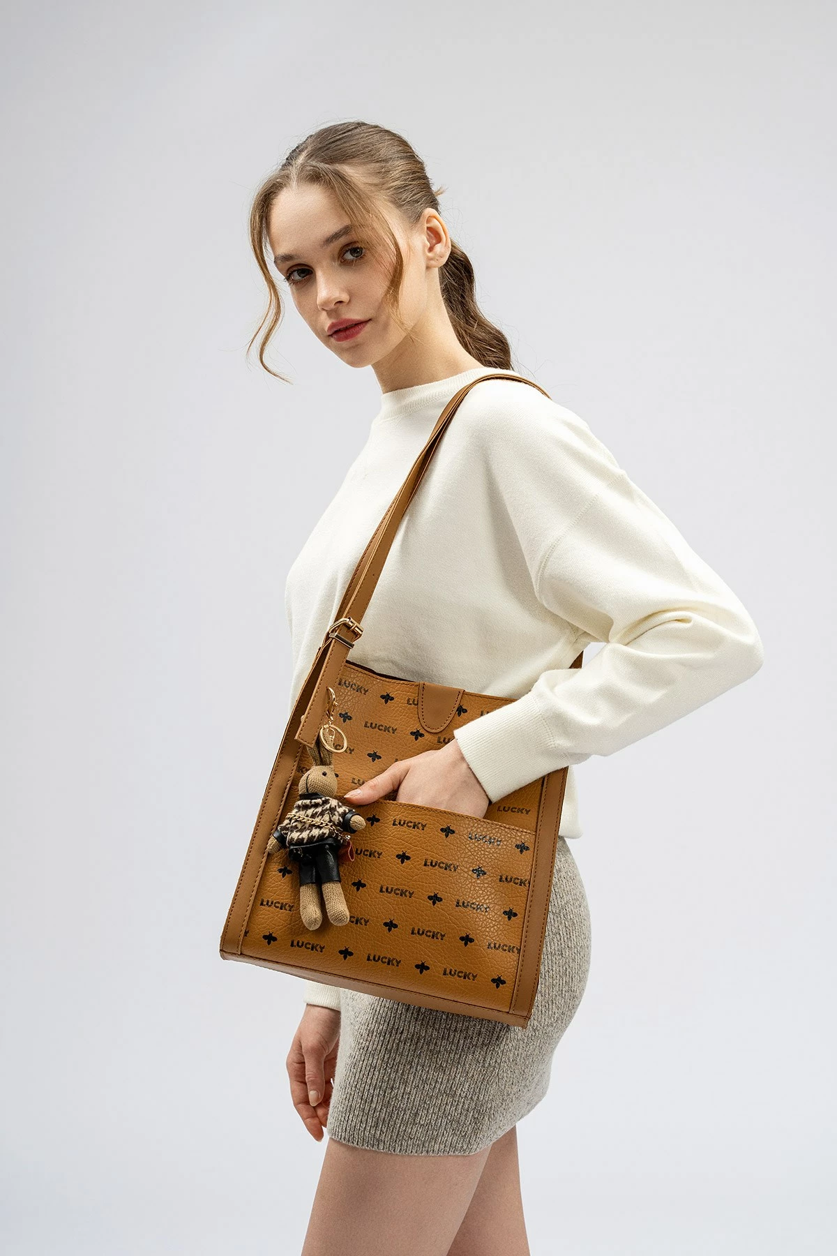 Tote torba, rumeno-mustardna Lucky Bees, 352