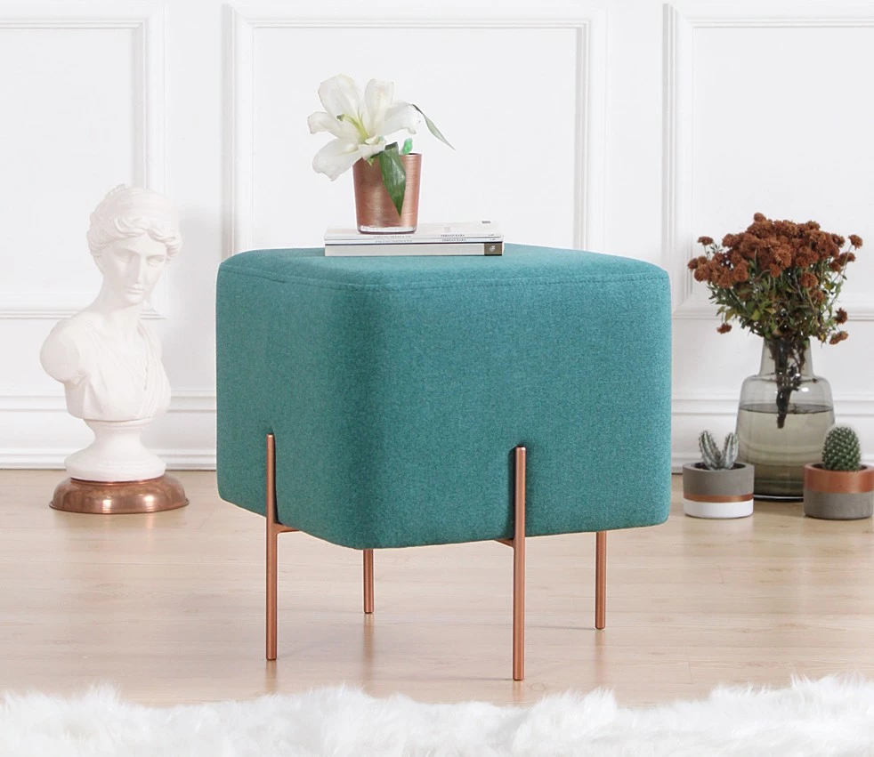 Bohemski puf, svetlo zelena, noge iz bakra - Atelier del Sofa