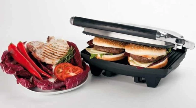 Kontaktni žar Toast & Grill Slim 1911, 1000 W, srebrno-črn — Ariete