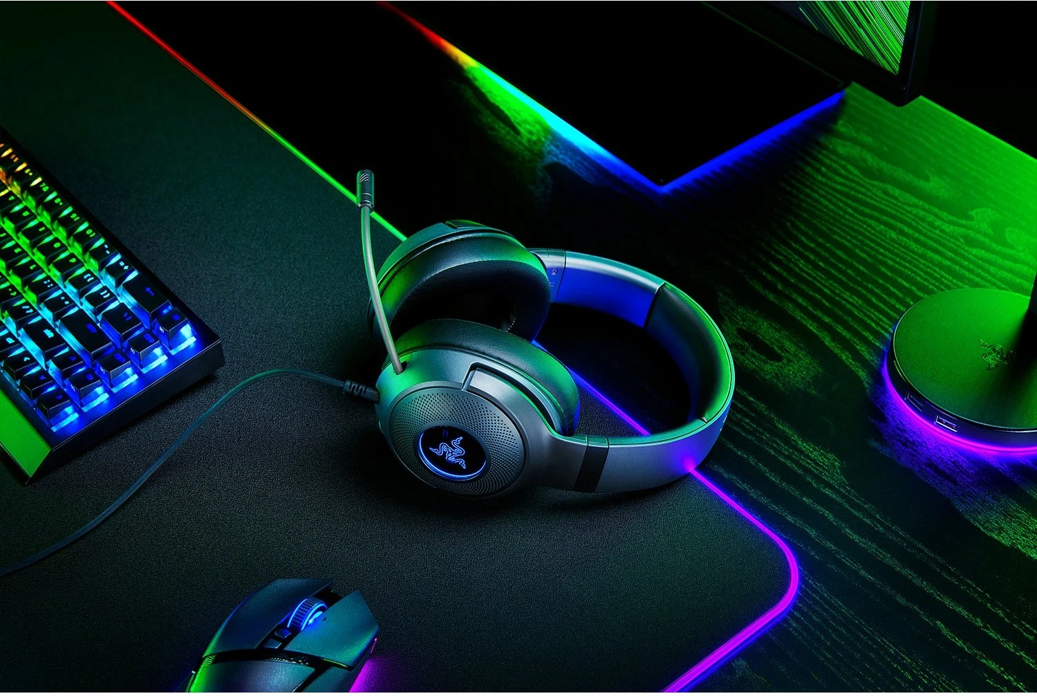 Gaming slušalke Razer Kraken V3 X, žične, 12 - 28000 Hz, 283 g, črne