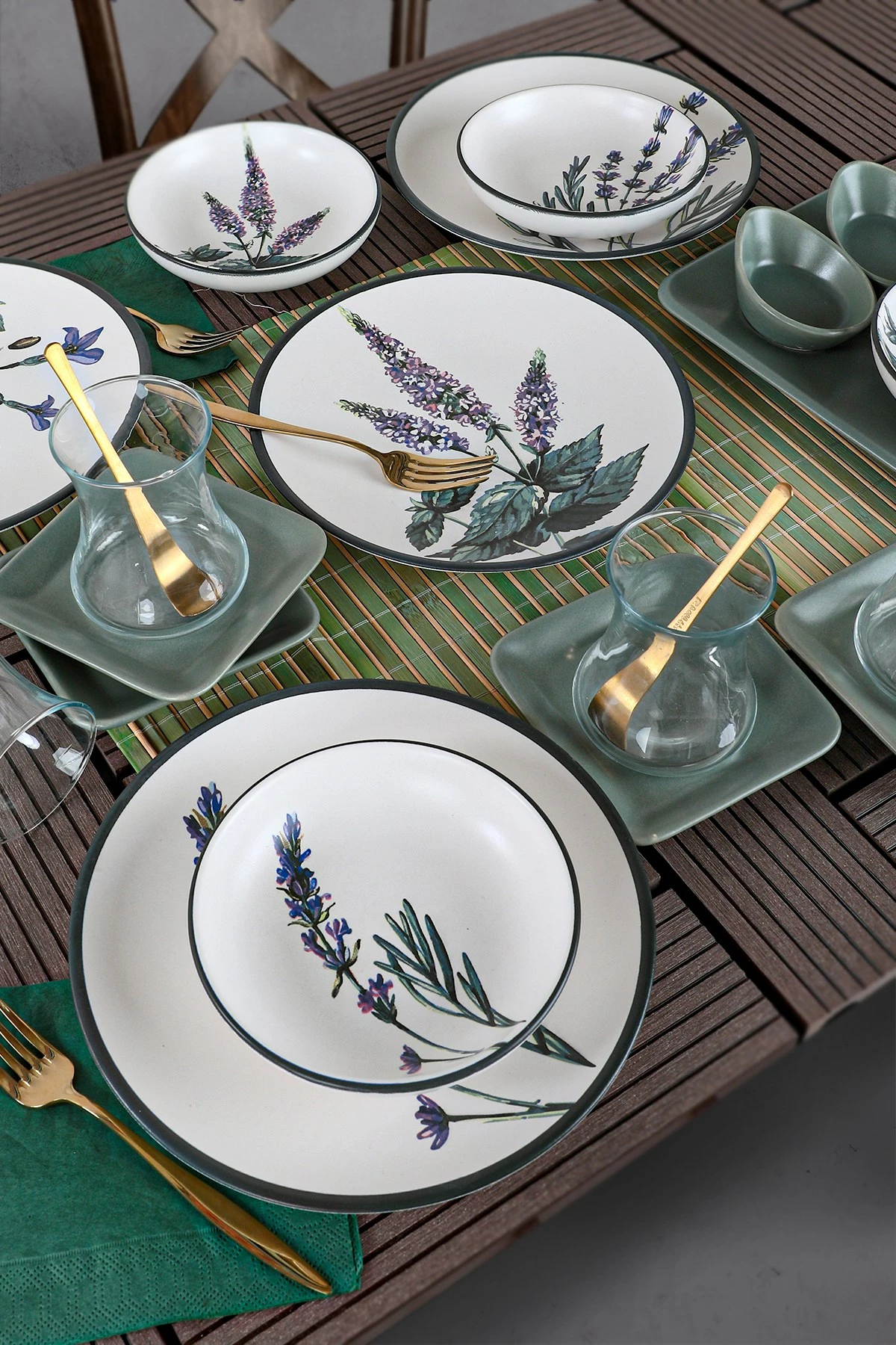 Set za zajtrk 21-delni, Hermia Concept, TV040321F7RXA33DM00MAK2100