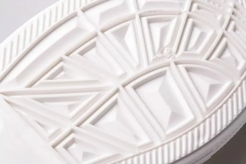 Superge Lee Cooper, bele