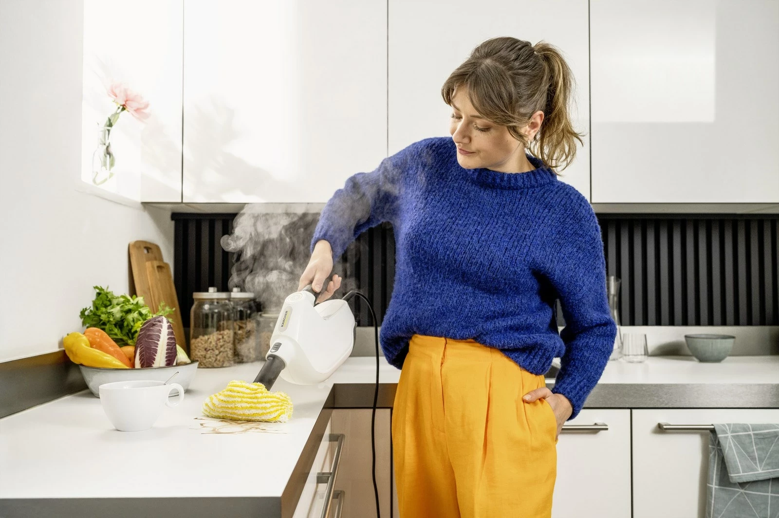 Prenosni parni čistilec Karcher SC 1 Multi & Up, 0,2 L, 1300 W, črno, rumeno