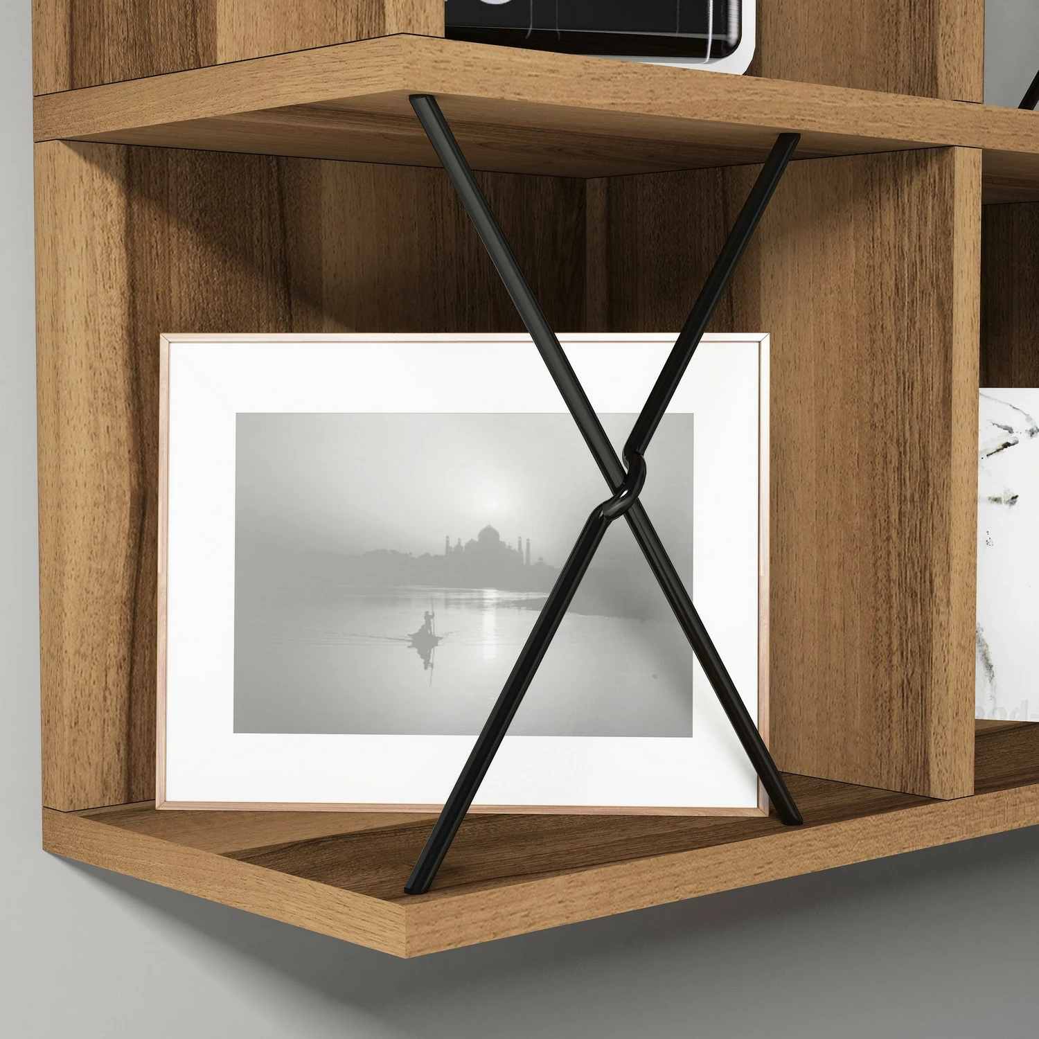 Modern regal za na steno Skye Decor, ekstra, rjava barve