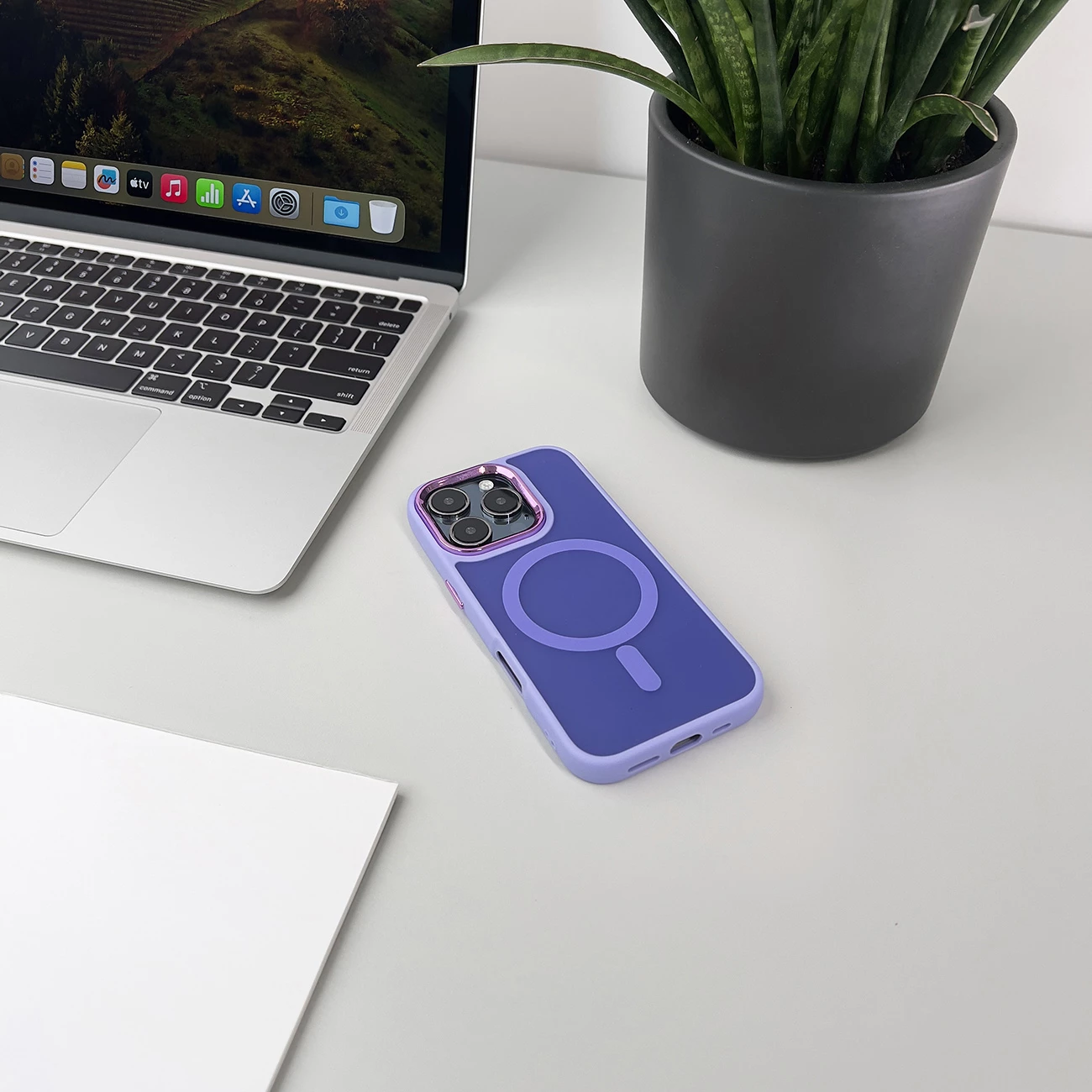Modni ovitek MagSafe Wozinsky za Samsung Galaxy S25, vijoličen