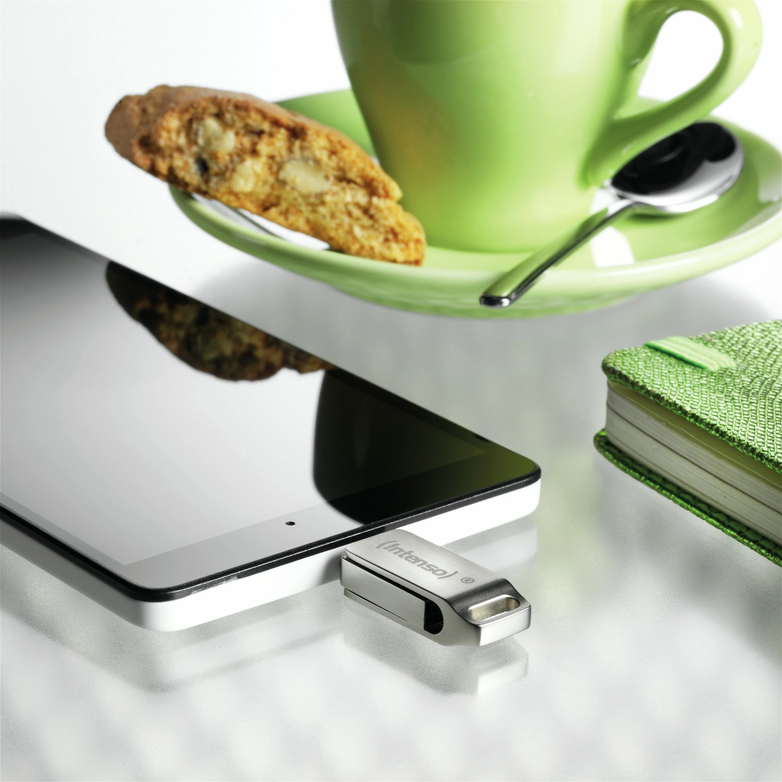 USB ključek 128 GB, USB Type-A/Type-C, 3.2 Gen 1, Intenso cMobile Line, srebrn