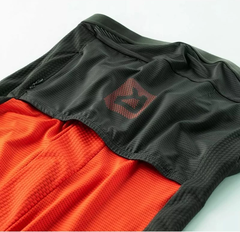 Kolesarska majica Radvik, črno-oranžna